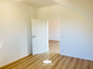 Renovierte 3-Zimmer Wohnung mit Balkon, 94535 Eging am See, Dachgeschosswohnung