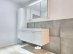 Badezimmer - Renovierte 3-Zimmer Wohnung mit Balkon