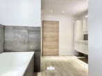 Badezimmer - Renovierte 3-Zimmer Wohnung mit Balkon