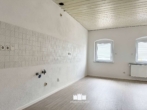 Küche - Renovierte 3-Zimmer Wohnung mit Balkon