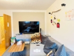 Wohnzimmer - 3-Zimmer Wohnung mit EBK und Balkon in Passau Haidenhof