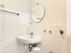 Badezimmer - Kleine 2-Zimmer Wohnung mit EBK und Terrasse