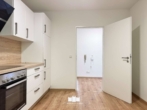 Küche - Neu renovierte 3-Zimmer Wohnung mit EBK und Balkon